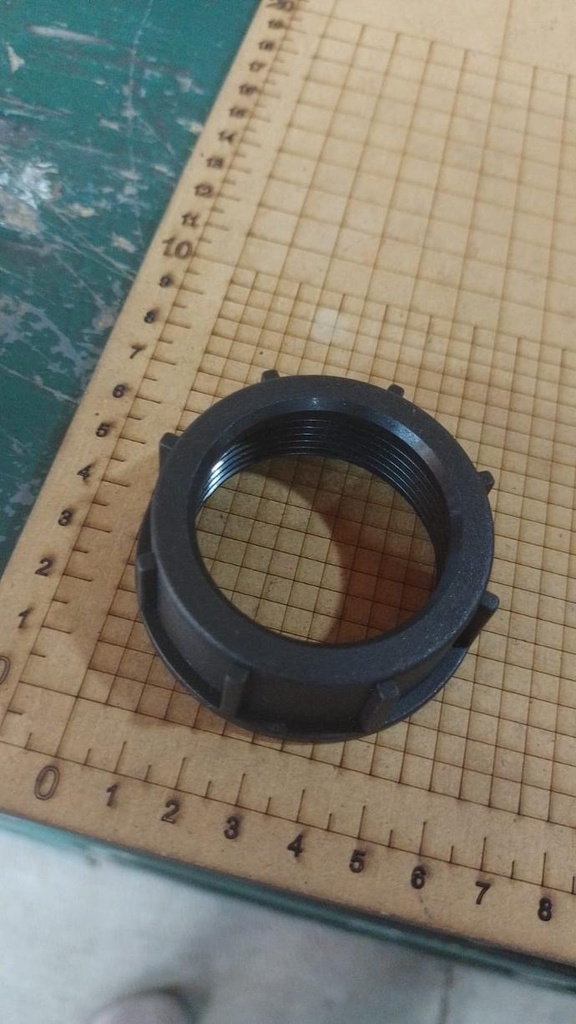 8040401 TUERCA PARA CONEXION 2"
